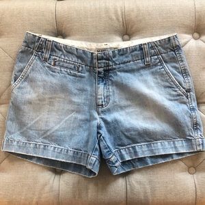 Low rise lights wash Jean short
